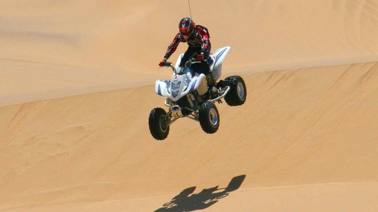 Thrilling Dune Bashing In The Desert Of Dubai