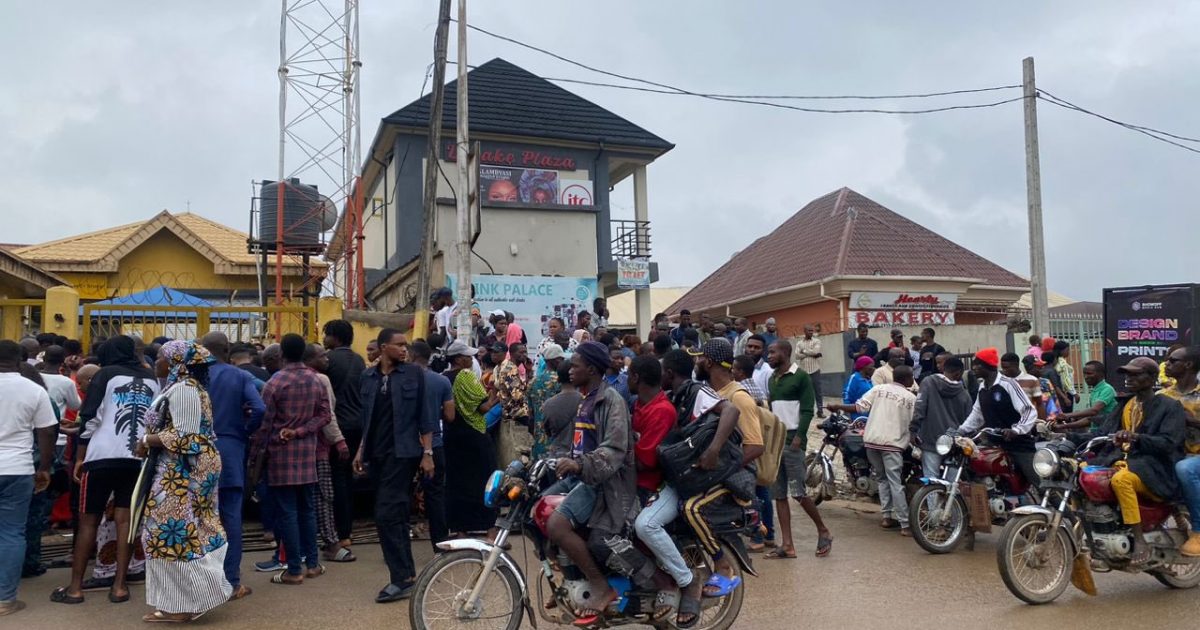 Mob vandalises MTN office in Lagos protesting mass disconnection