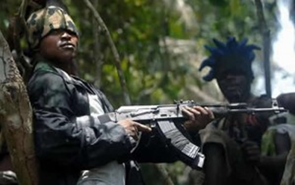 One killed, three arrested as soldiers battle robbers in Ebonyi