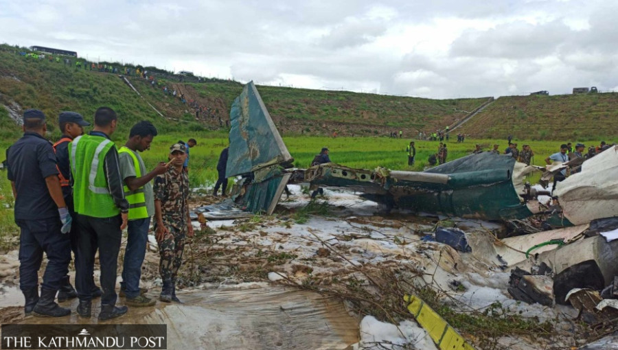 Plane crashes on takeoff in Nepal with 19 aboard