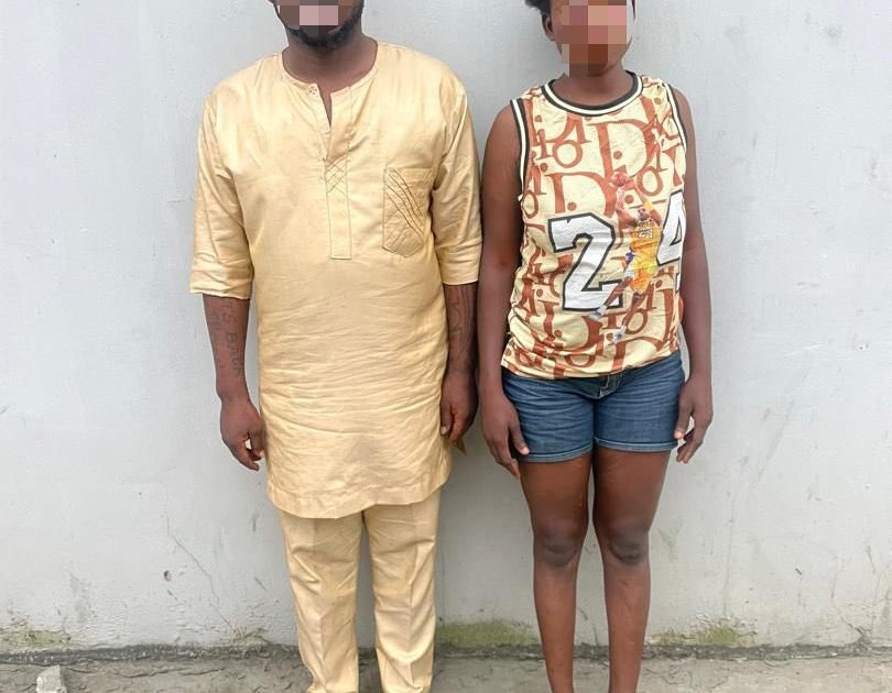 Police arrest two suspects with weapons in Lagos