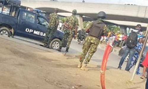 Lagos transport workers protest alleged extortion by soldiers